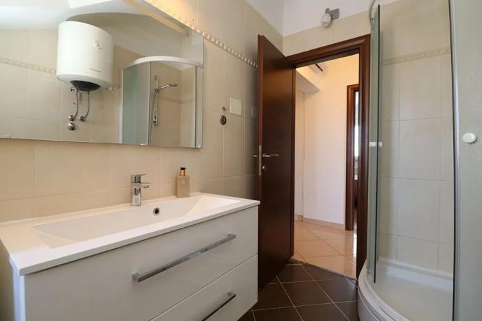 Prodej bytu 4+kk, Vodice, Chorvatsko, 114 m2