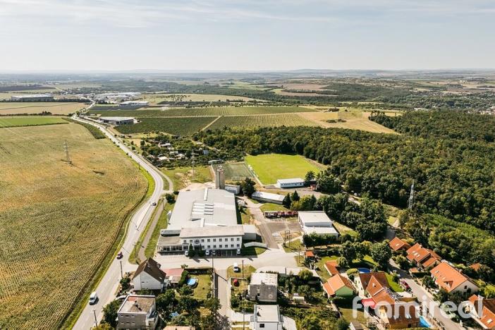 Pronájem výrobních prostor, Suchohrdly, Napoleonova, 4030 m2