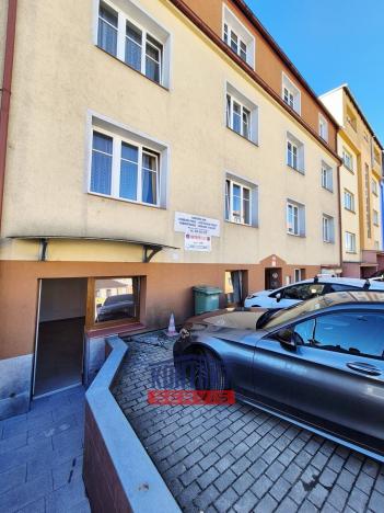 Pronájem obchodního prostoru, České Budějovice, Mánesova, 35 m2