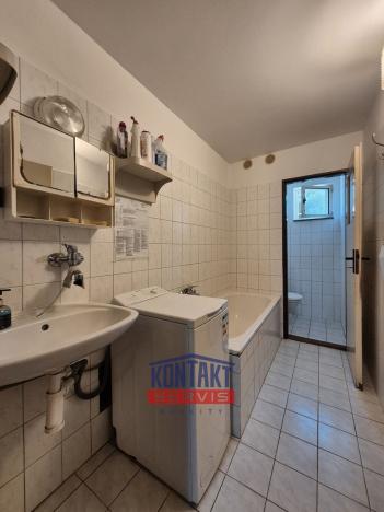 Pronájem obchodního prostoru, České Budějovice, Mánesova, 35 m2