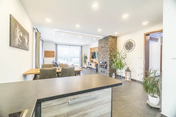 Prodej rodinného domu, Rožmitál pod Třemšínem - Zalány, 180 m2