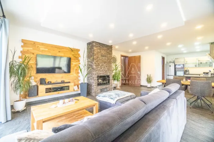 Prodej rodinného domu, Rožmitál pod Třemšínem - Zalány, 180 m2