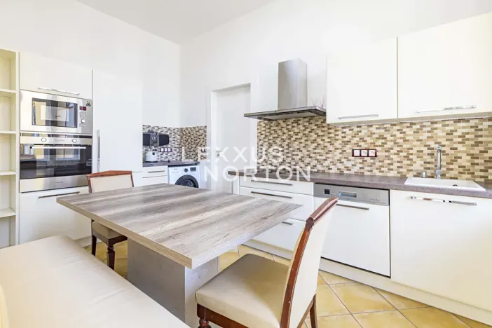 Pronájem bytu 3+1, Praha - Nové Město, Národní, 100 m2