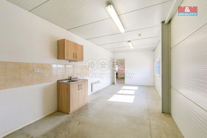 Pronájem skladu, Hořovice, Sklenářka, 2197 m2