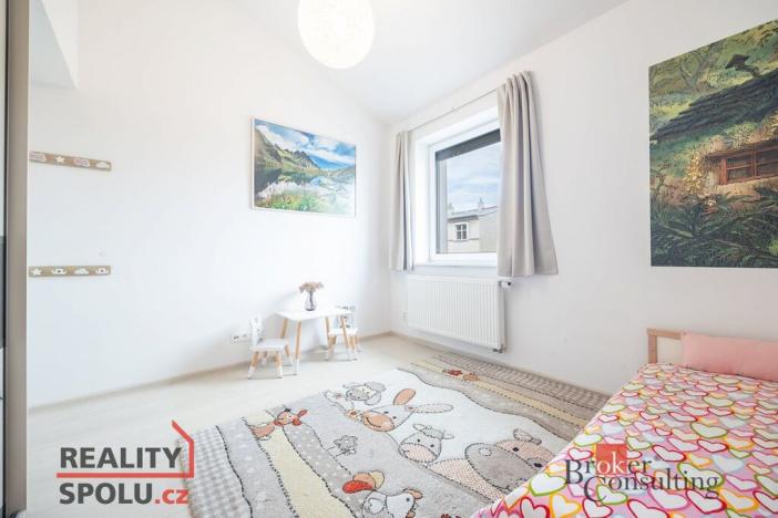 Prodej bytu 4+kk, Praha - Hrdlořezy, Českobrodská, 93 m2