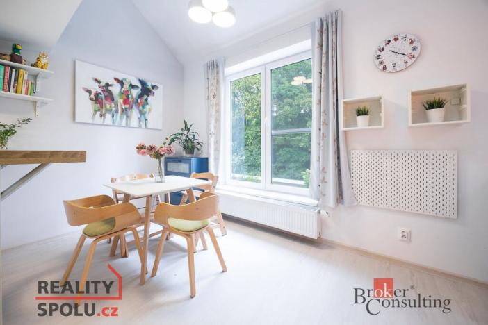 Prodej bytu 4+kk, Praha - Hrdlořezy, Českobrodská, 93 m2