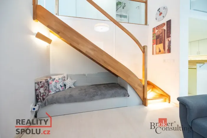 Prodej bytu 4+kk, Praha - Hrdlořezy, Českobrodská, 93 m2