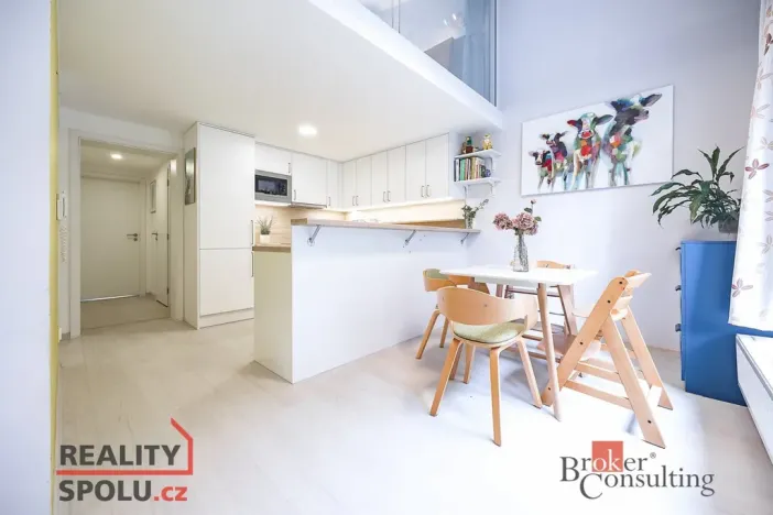 Prodej bytu 4+kk, Praha - Hrdlořezy, Českobrodská, 93 m2