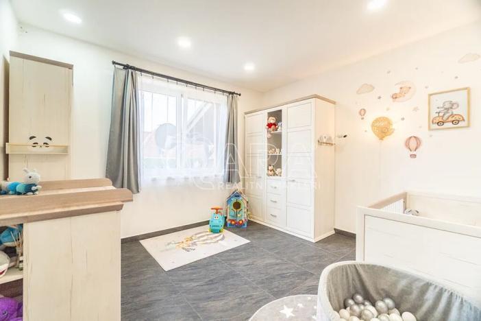 Prodej rodinného domu, Rožmitál pod Třemšínem, 180 m2