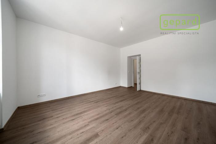 Prodej bytu 2+1, Hradec Králové, Buzulucká, 75 m2