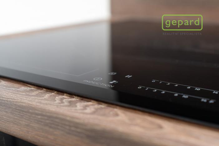 Prodej bytu 2+1, Hradec Králové, Buzulucká, 75 m2