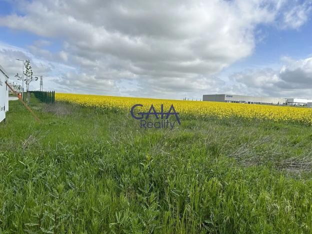 Prodej komerčního pozemku, Chrášťany, 17444 m2