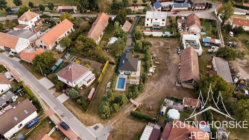Prodej pozemku pro bydlení, Kunětice, 932 m2