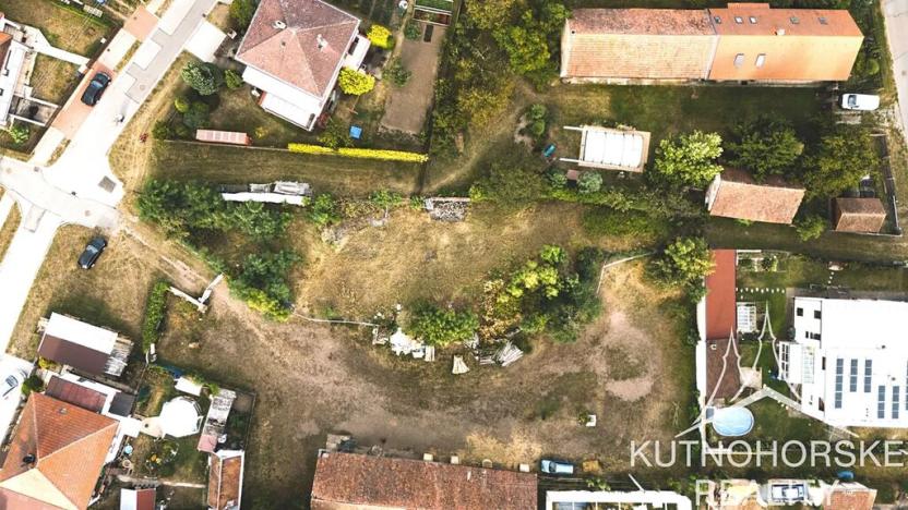 Prodej pozemku pro bydlení, Kunětice, 932 m2