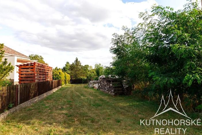 Prodej pozemku pro bydlení, Kunětice, 932 m2