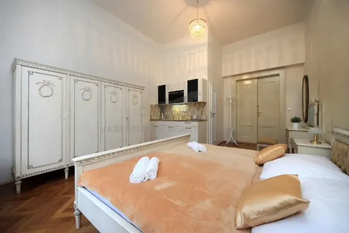 Pronájem bytu 1+kk, Praha - Josefov, Široká, 24 m2