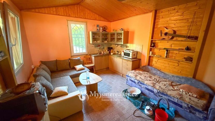 Prodej zahrady, Dobšice, 1399 m2