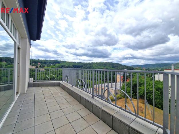 Pronájem bytu 6+kk a větší, Praha - Braník, Branická, 335 m2