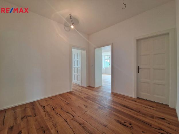 Pronájem bytu 3+1, Praha - Braník, Branická, 186 m2