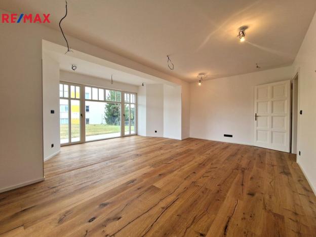 Pronájem bytu 3+1, Praha - Braník, Branická, 192 m2