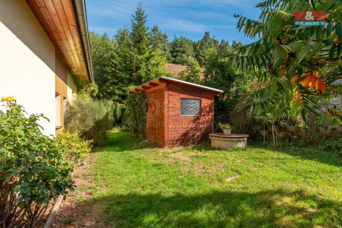 Prodej rodinného domu, Hajany, 285 m2