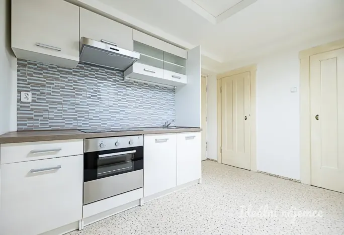 Pronájem bytu 2+kk, Praha - Libeň, Pivovarnická, 49 m2