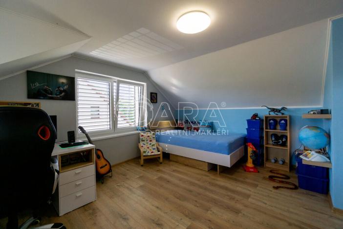 Prodej bytu 3+kk, Rostoklaty - Nová Ves II, 94 m2