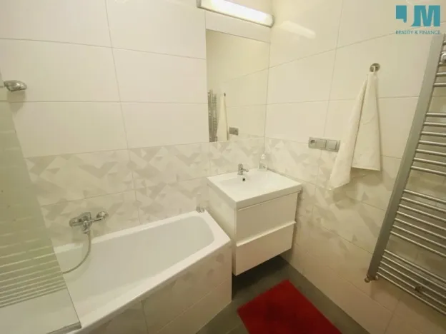 Pronájem bytu 3+kk, Jihlava, Husova, 69 m2