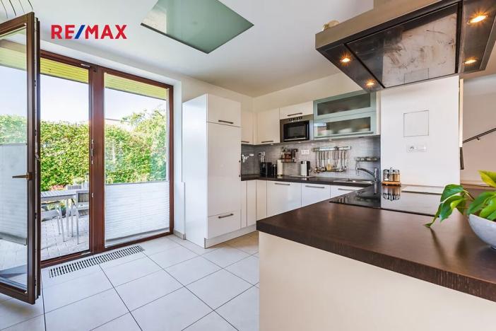 Prodej rodinného domu, Praha - Vinoř, Lipoltická, 202 m2