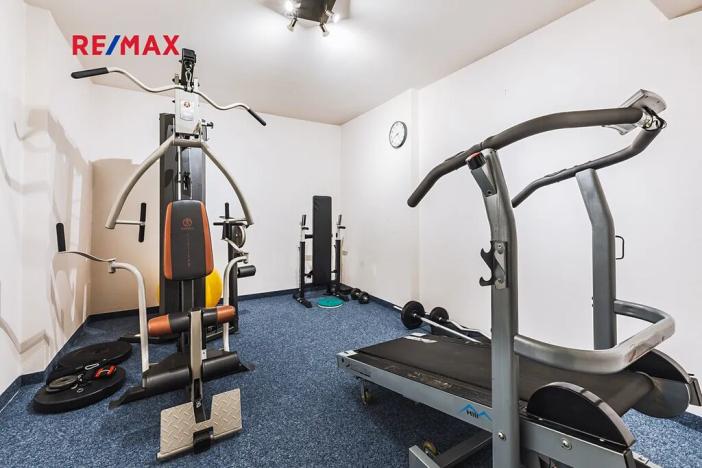 Prodej rodinného domu, Praha - Vinoř, Lipoltická, 202 m2