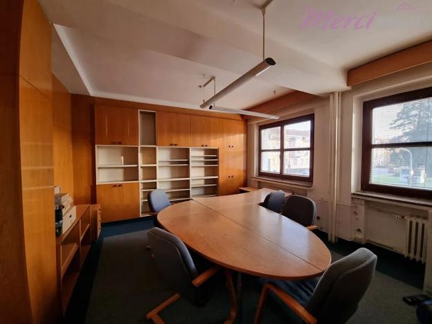 Pronájem kanceláře, Uherské Hradiště, Tř. Maršála Malinovského, 23 m2