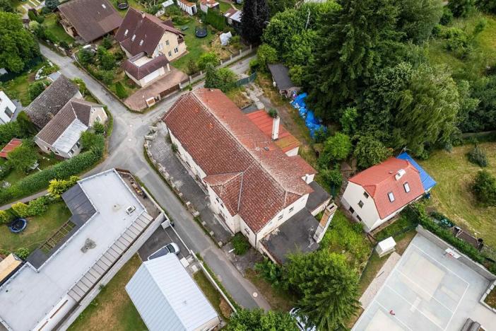 Prodej rodinného domu, Kamenice, Safírová, 800 m2