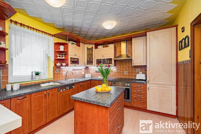 Prodej rodinného domu, Kostelec nad Labem, U Pošty, 143 m2