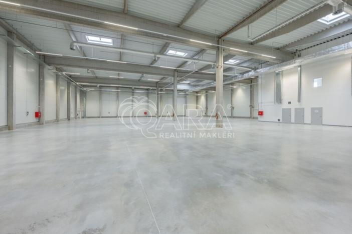 Pronájem skladu, Divišov, 2398 m2
