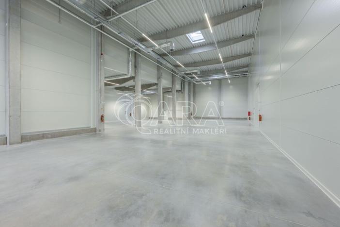 Pronájem skladu, Divišov, 2398 m2