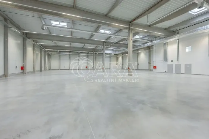 Pronájem skladu, Divišov, 2398 m2