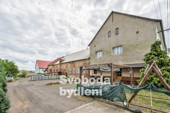 Prodej výrobních prostor, Srbice, 879 m2