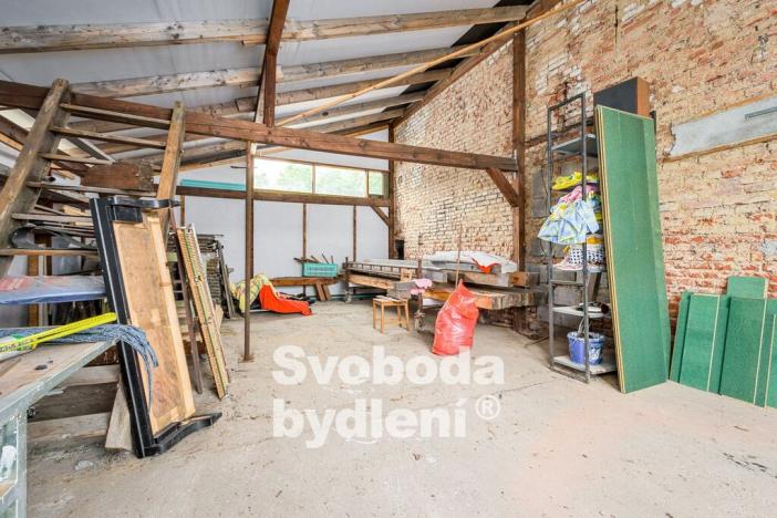 Prodej výrobních prostor, Srbice, 879 m2