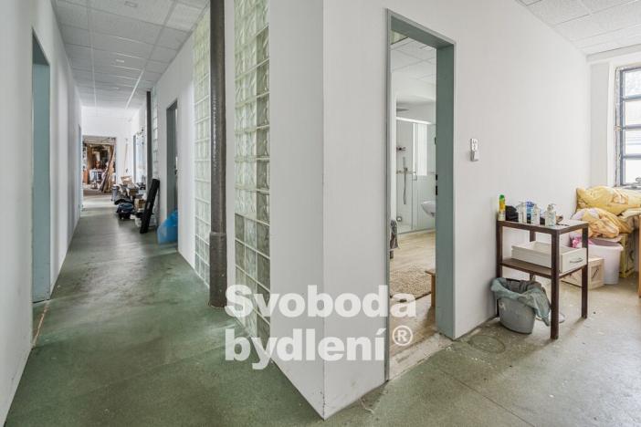 Prodej výrobních prostor, Srbice, 879 m2