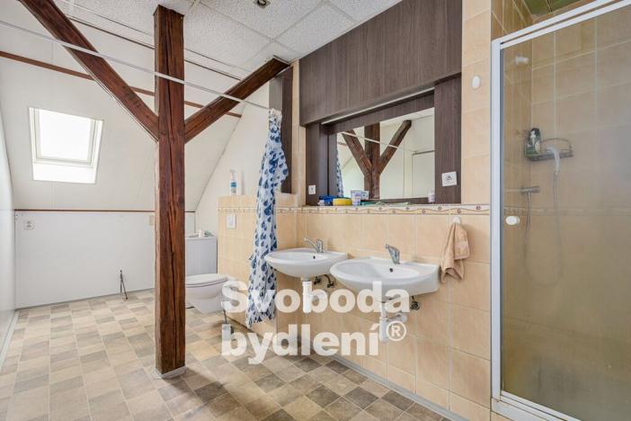 Prodej výrobních prostor, Srbice, 879 m2