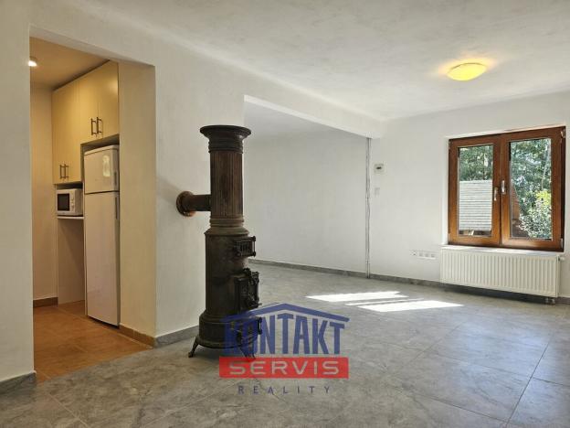 Pronájem rodinného domu, Dubné - Křenovice, 61 m2