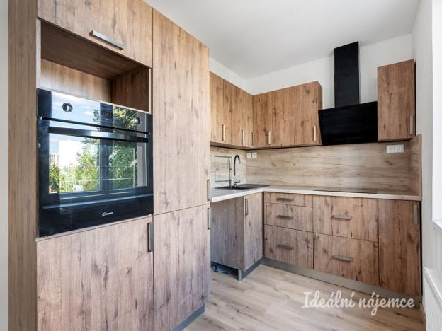 Pronájem bytu 2+kk, Praha - Záběhlice, Choceradská, 55 m2