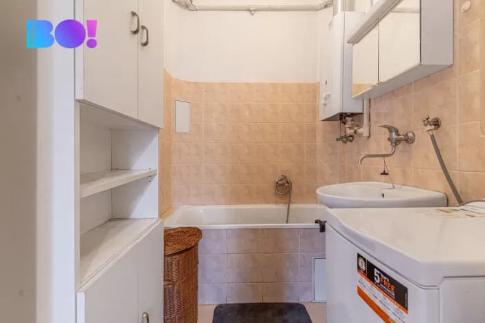 Prodej bytu 2+kk, Praha, U průhonu, 48 m2