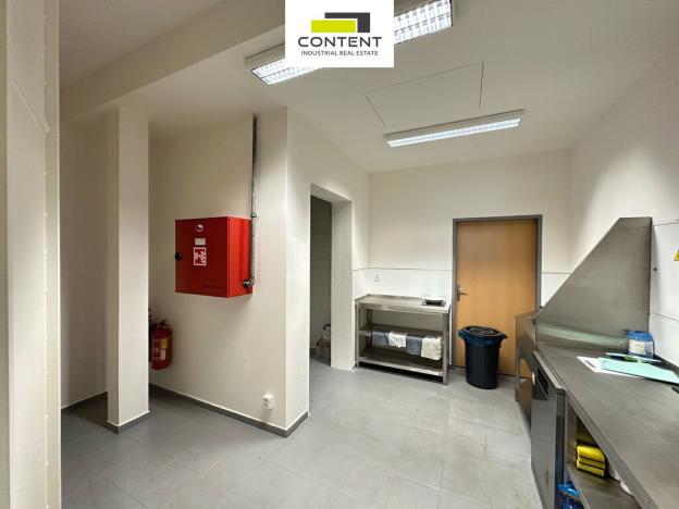 Pronájem kanceláře, Měšice, Nádražní, 293 m2