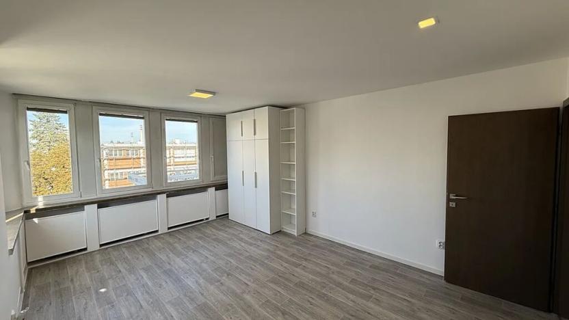 Prodej bytu 3+kk, Zlín, Osvoboditelů, 79 m2