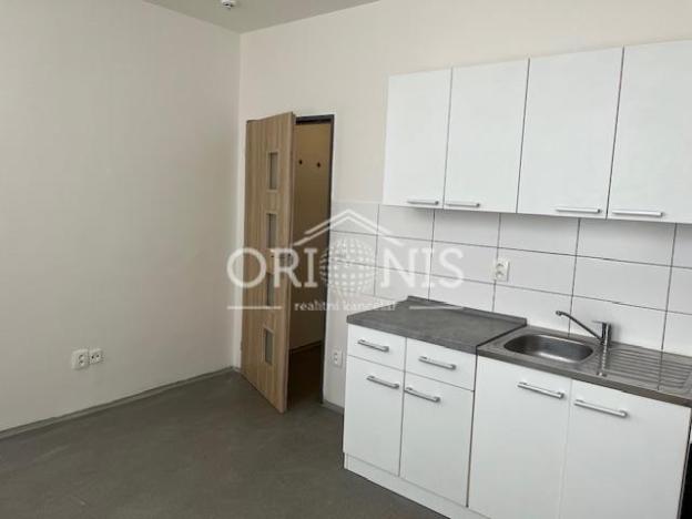 Pronájem bytu 1+1, Úštěk - Úštěk-České Předměstí, 1. máje, 30 m2