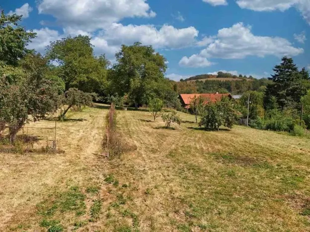 Prodej pozemku pro bydlení, Vysoký Chlumec, 2016 m2