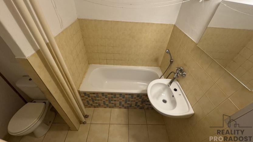 Prodej bytu 1+1, Ostrava, Srbská, 37 m2