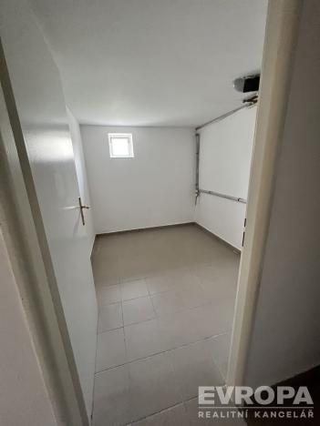 Prodej rodinného domu, Praha - Nebušice, Na Malé Šárce, 178 m2