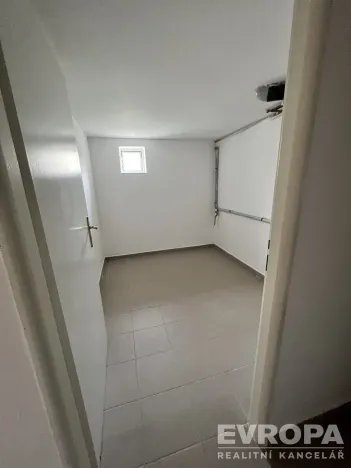 Prodej rodinného domu, Praha - Nebušice, Na Malé Šárce, 178 m2